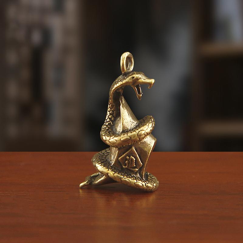 

1Pcs 3D Animal Figurine Retro Metal Sculpture Home Office Room Desktop Decoration Craft