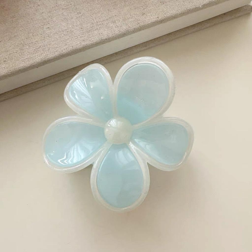 Summer Flower Hair Claw Clips Plastic Egg Flowers Shark Clip Jelly Color Hair Clamps Grab Sweet Women Hair Accessories