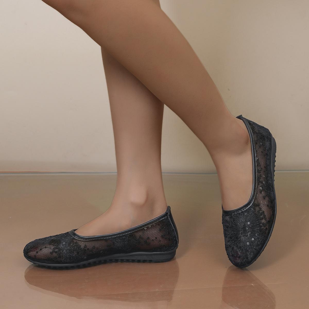 

Fashion Nv Xia New Plastic Flat Hollow Breathable Shoes Non-slip Soft Platform Comfortable Pregnant Mother Sandals 43 чёрный