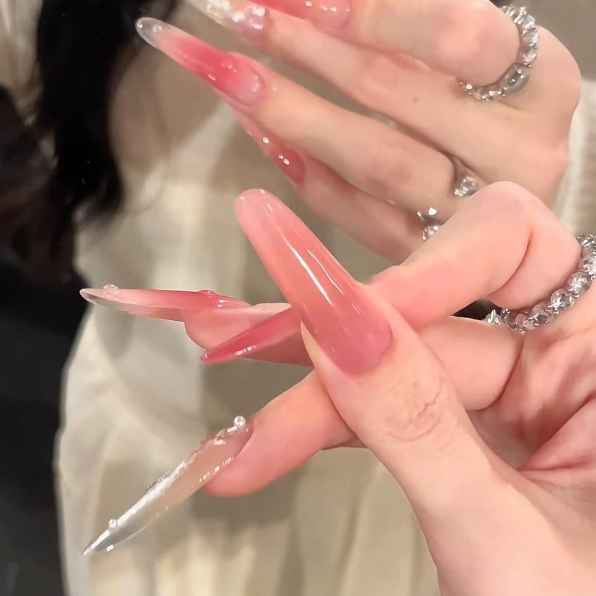 Spring sweet and pure handmade wearing nail temperament medium and long white high-end cat eye manicure fake nail patch