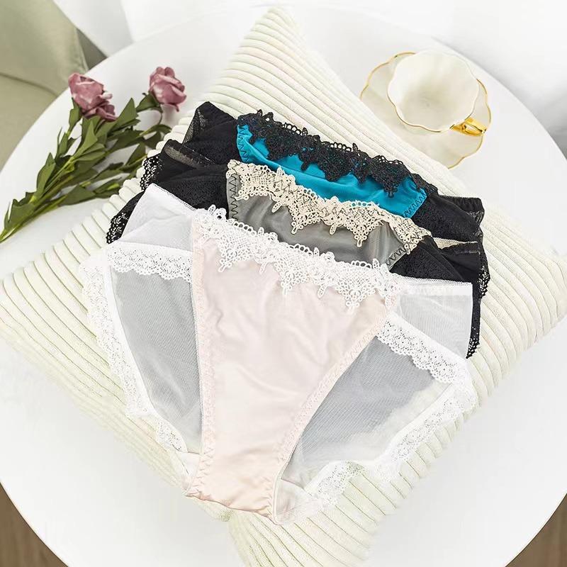 Solid Color Sumptuous Hollow Out Women Low-rise Net Lace Panties Briefs Underwear