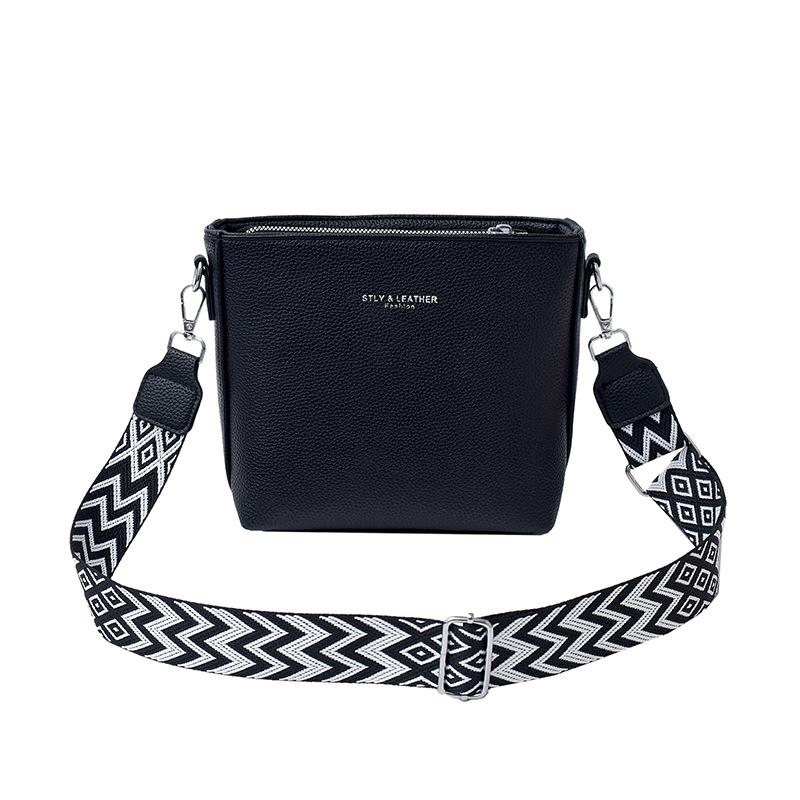 

Trendy Women s Single Shoulder Crossbody Bag – Solid Color, Wide Strap, Fashionable Bucket Design чёрный