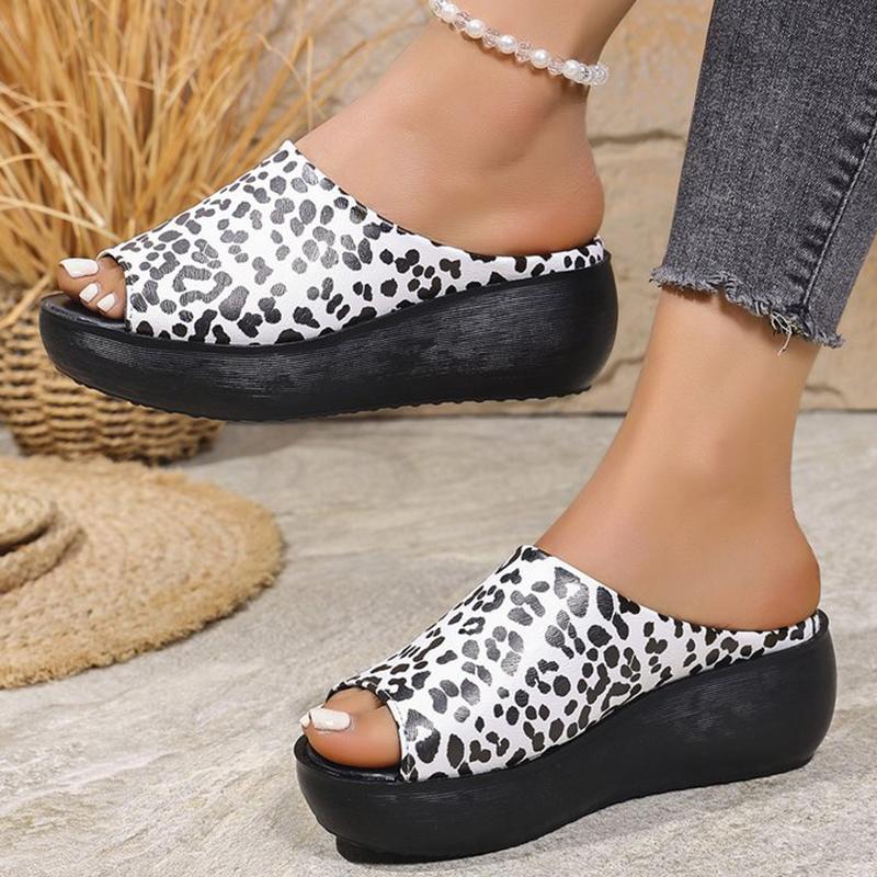 Fashion Summer Shallow Leopard Wedge Slippers for Women 2025 PU Plus Size Woman Slides Non-Slip Platform Women Slippers
