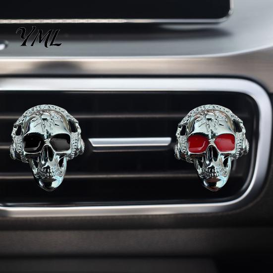 Essential Oil Diffuser for Car Skull Vent Clips, Metal Head Air Shaped Perfume Clip Freshener Charm, Halloween Auto Interior Accessory Men Women