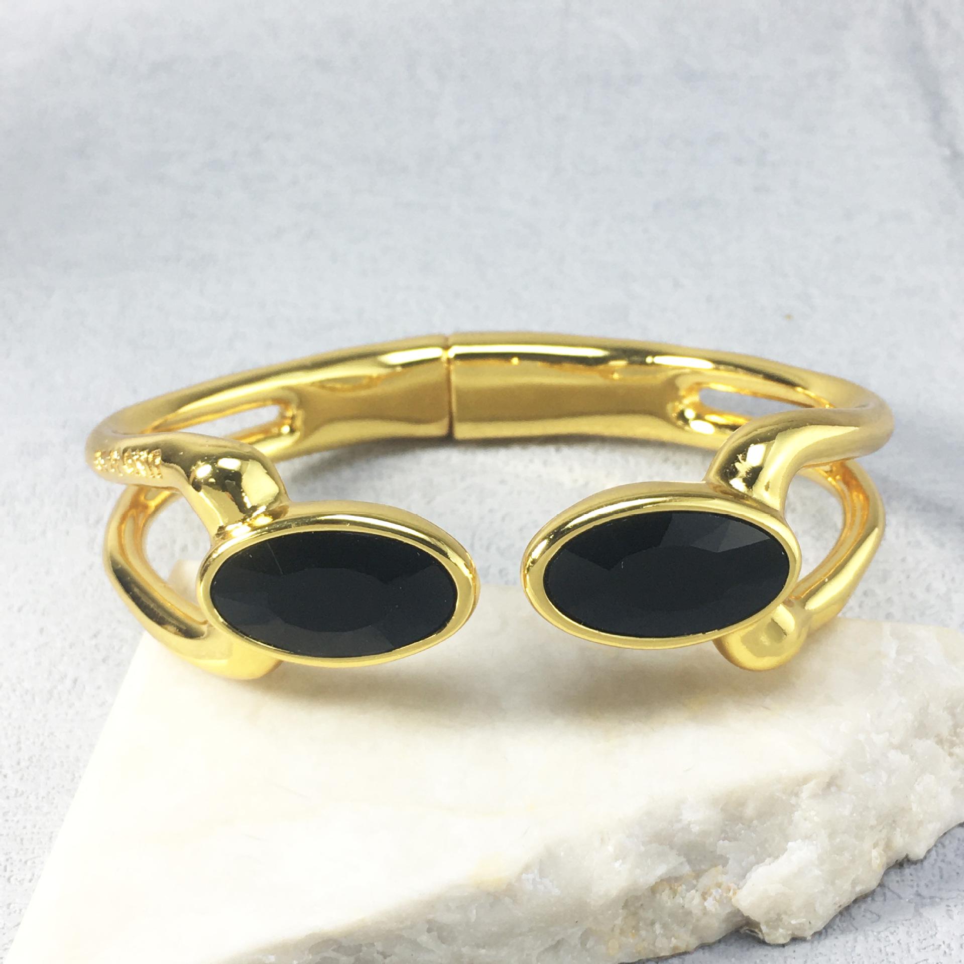 2024 UNOde50 European Geometric Women s Gemstone Bracelet - Romantic Jewelry Gift