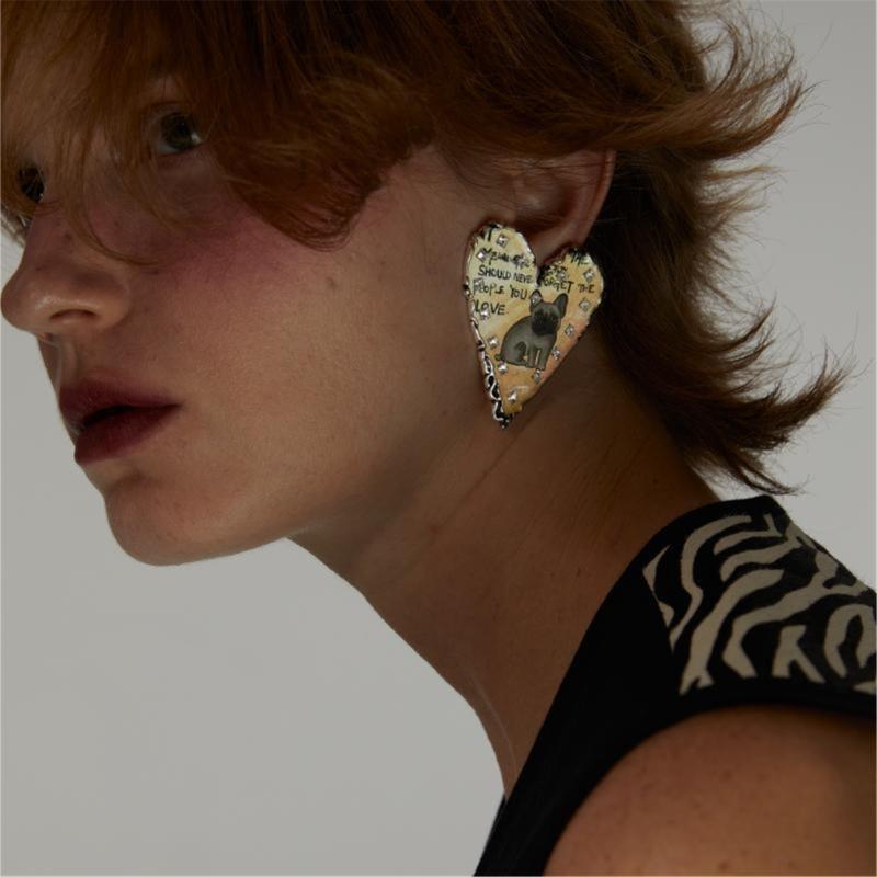Asymmetrical Animal Doodles Earrings Heart Shape Ear Studs with Cats Dog Patterns Alloy Texture Suitable for Fashion Women