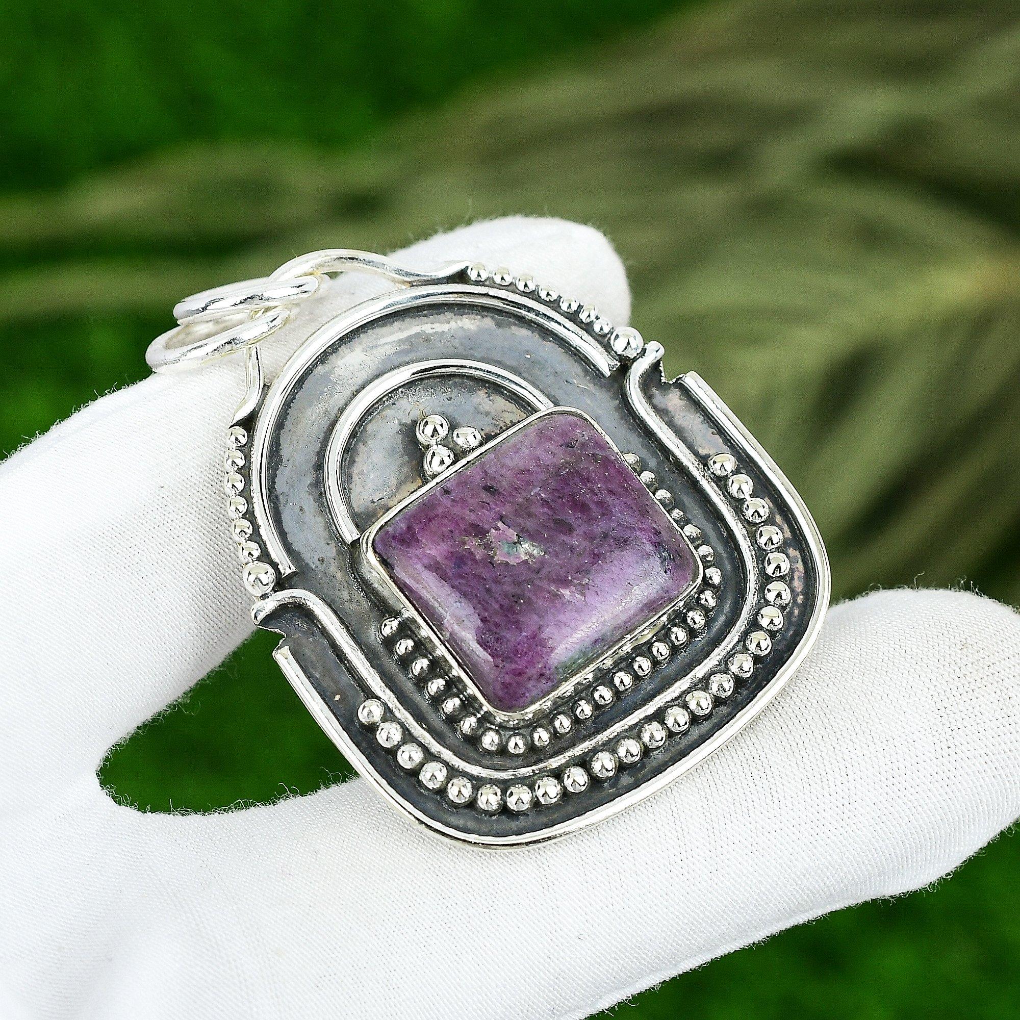 

Friendship Day Deal Ruby Zosite Gemstone New Pendant Jewelry 925 Sterling Silver