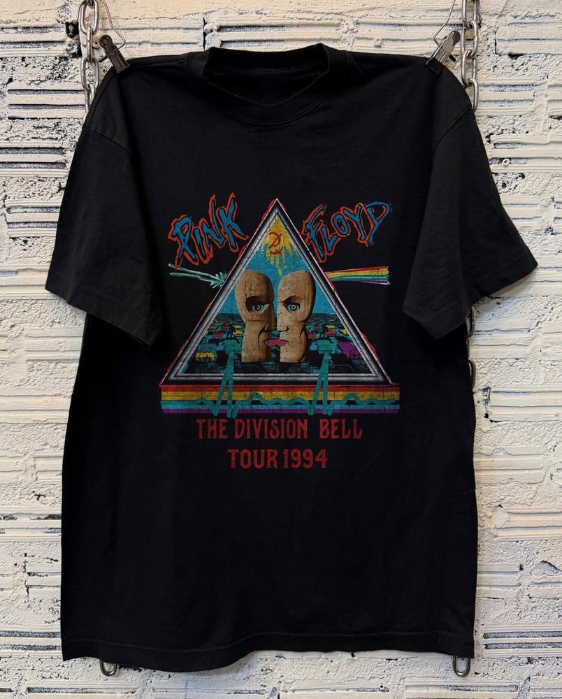 

Pink Floyd Division Bell 1994 Tour Pyramid Unisex Black T-shirt, Size S-5XL Unisex T-Shirt XXL