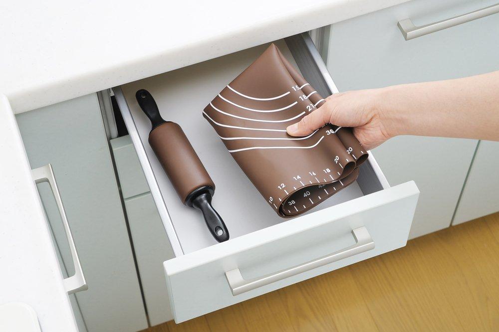 Yoshikawa Home Bakery Club Silicone Mat, 50 X 40 Cm, with Graduations, Non-Slip, Easy Dough Release, Foldable for Storage, Bread Mat, SJ1455