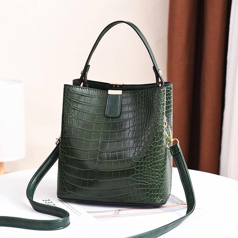 2026 Embossed Crocodile Pattern Women's Shoulder Bag – Stylish, Elegant Bucket Handbag