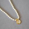 French Elegant Pearlescent White Enamel Vintage Rose Gold Coin Pendant Freshwater Pearl Short Necklace Clavicle Chain
