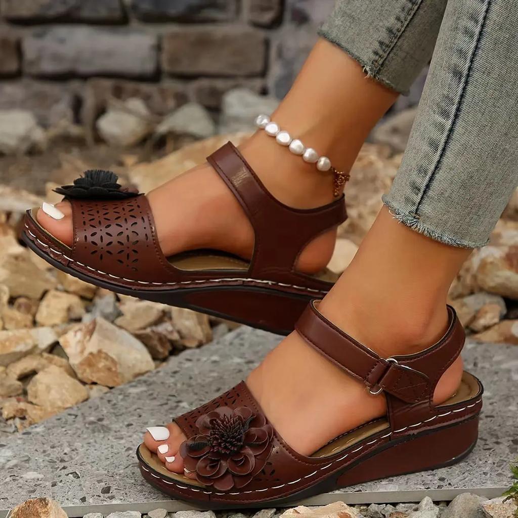New Women Summer Shoes Non Slip Lightweight Shoes for Women Sexy Breathable Slip On Classics Wedge Footwear Women Sandals Female