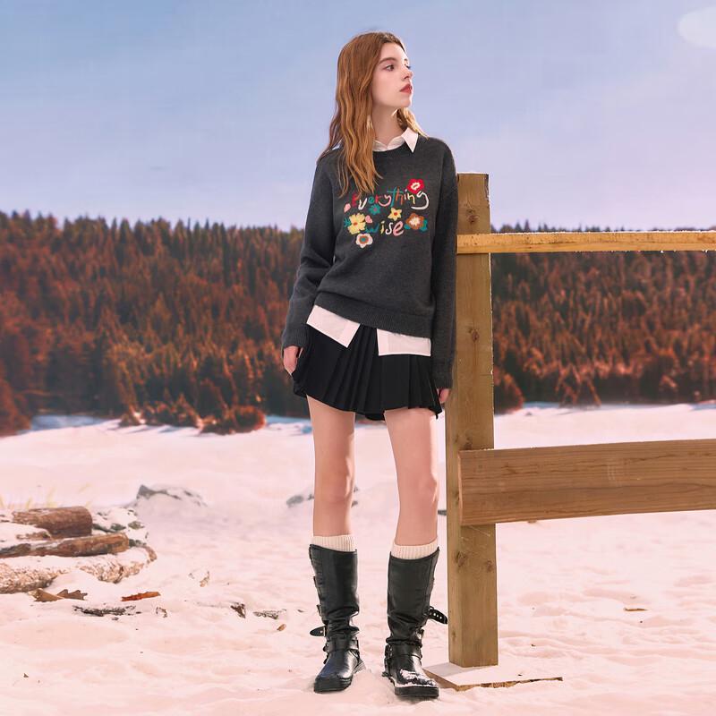 Sancai 2025 Winter Floral Embroidered Loose Knit Sweater