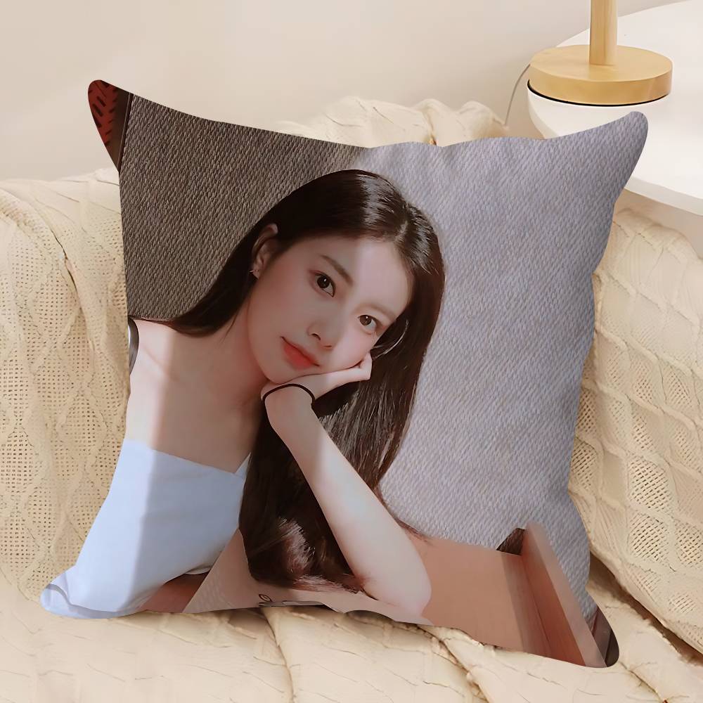 Singer C-Cho-Hyewon Pillowcase Toon Gift Cushion Cover Bedroom Home Sofa Chair Seat Decor Pillow Case