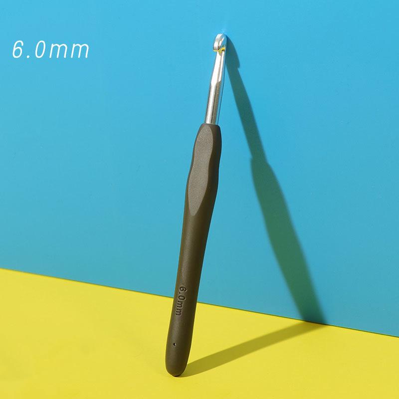9-Color Soft Grip Crochet Hook Set: Thick & Thin Yarn DIY Hand Knitting Tools