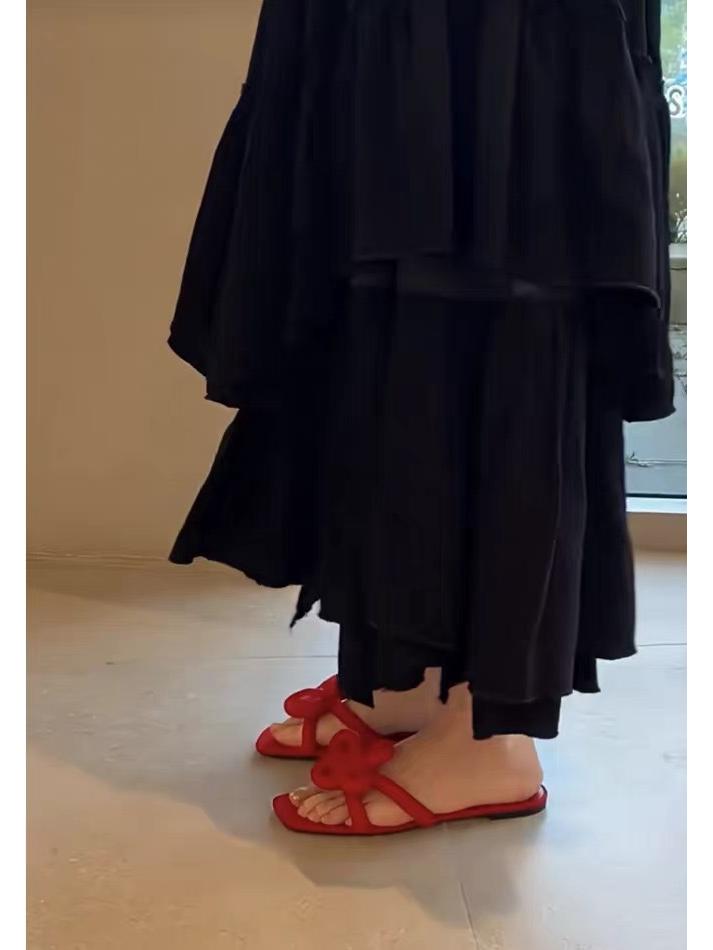 2025 Dámské sandály z pravé kůže červené s čínským uzlem - Čtvercová špička, Jednopáskové, Ležérní, Pro venkovní nošení