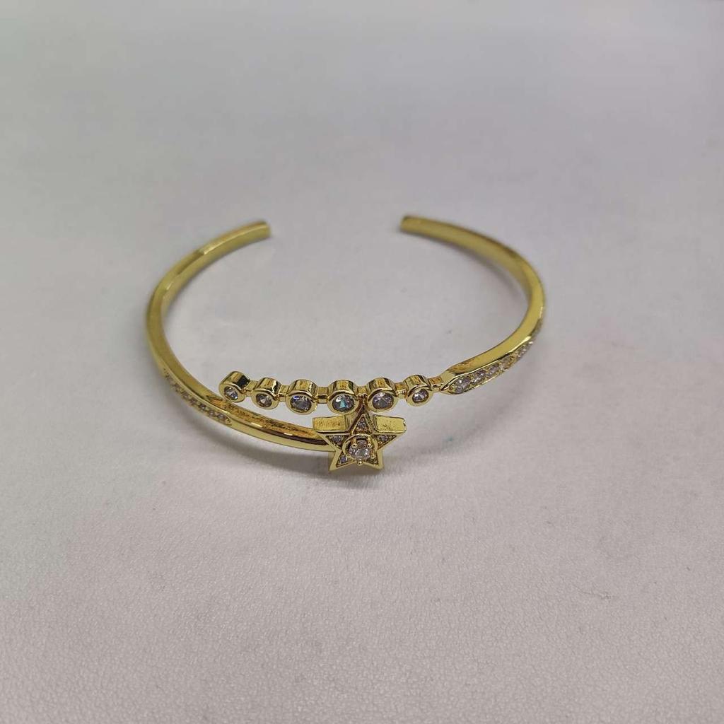 Super Flash Zircon Round Heart-shaped Flower Multi-layer Open Bracelet Exquisite and Beautiful Bracelet Light Luxury Jewelry Women