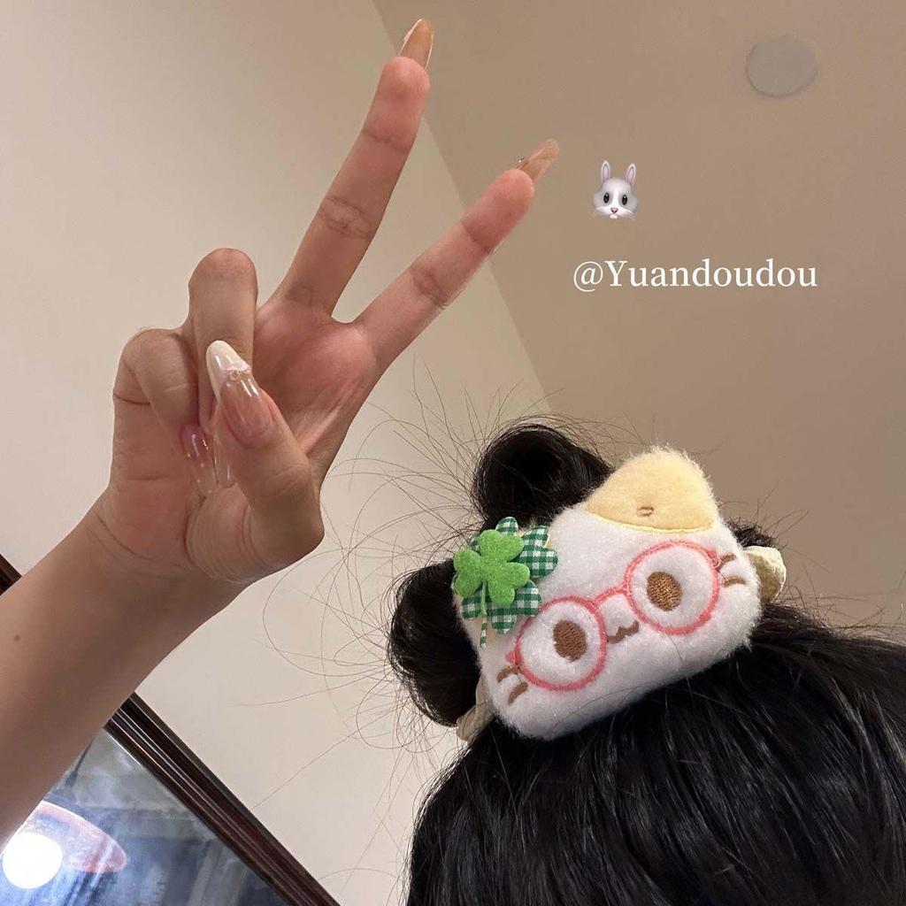 Glücksklee Kätzchen Scrunchie: Niedliches Cartoon-Katzen-Haargummi für Schüler