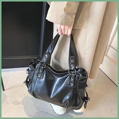 Retro Große Kapazität PU Schultertasche für Damen, Klassische Unifarbene Crossbody-Tragetasche mit geräumigem Design