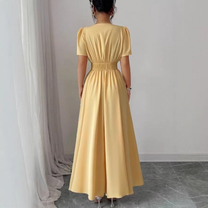 New Women's Dress - Slimming and Shaping Waist, Square Neckline, Elegant Style.