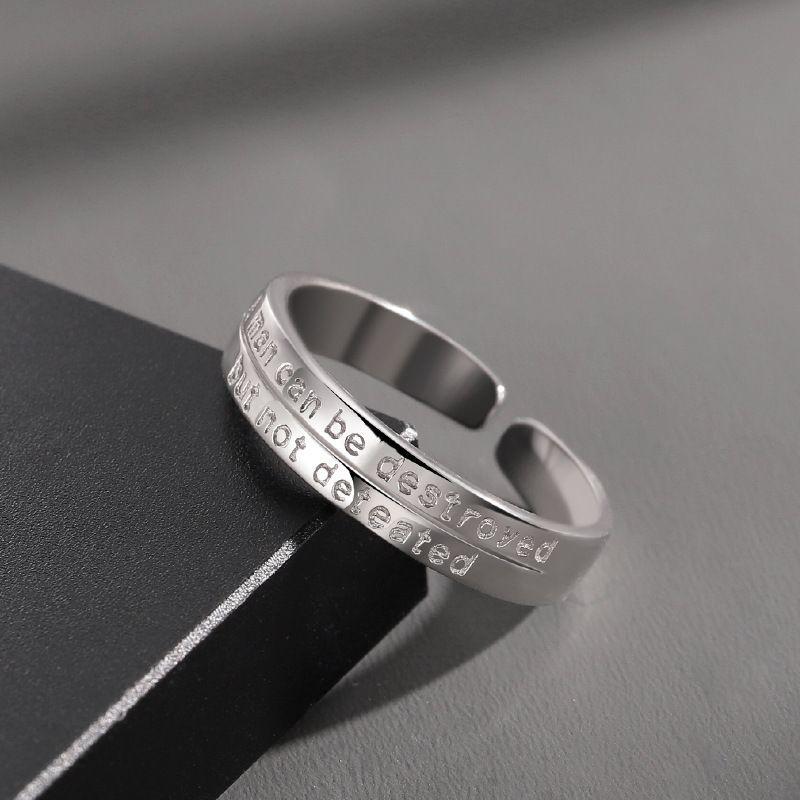 Minimalist Möbius Strip Ring for Men, Trendy High-End Feel, Index Finger Couple Rings for Women, Niche Design, Titanium Steel, Non-Fading