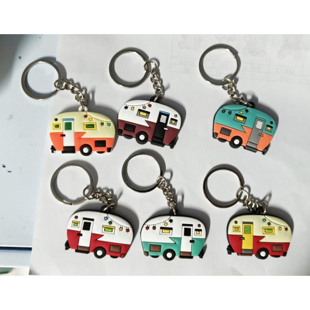 10 Stück Reiseanhänger Schlüsselanhänger Miniatur Wohnwagen Anhänger Schlüsselring Dekoration Gummiert Wohnmobil Schlüsselanhänger Schmuck