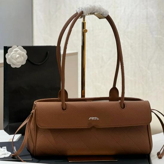Luxury Retro Cowhide Baguette Shoulder Bag with Double Box Packaging