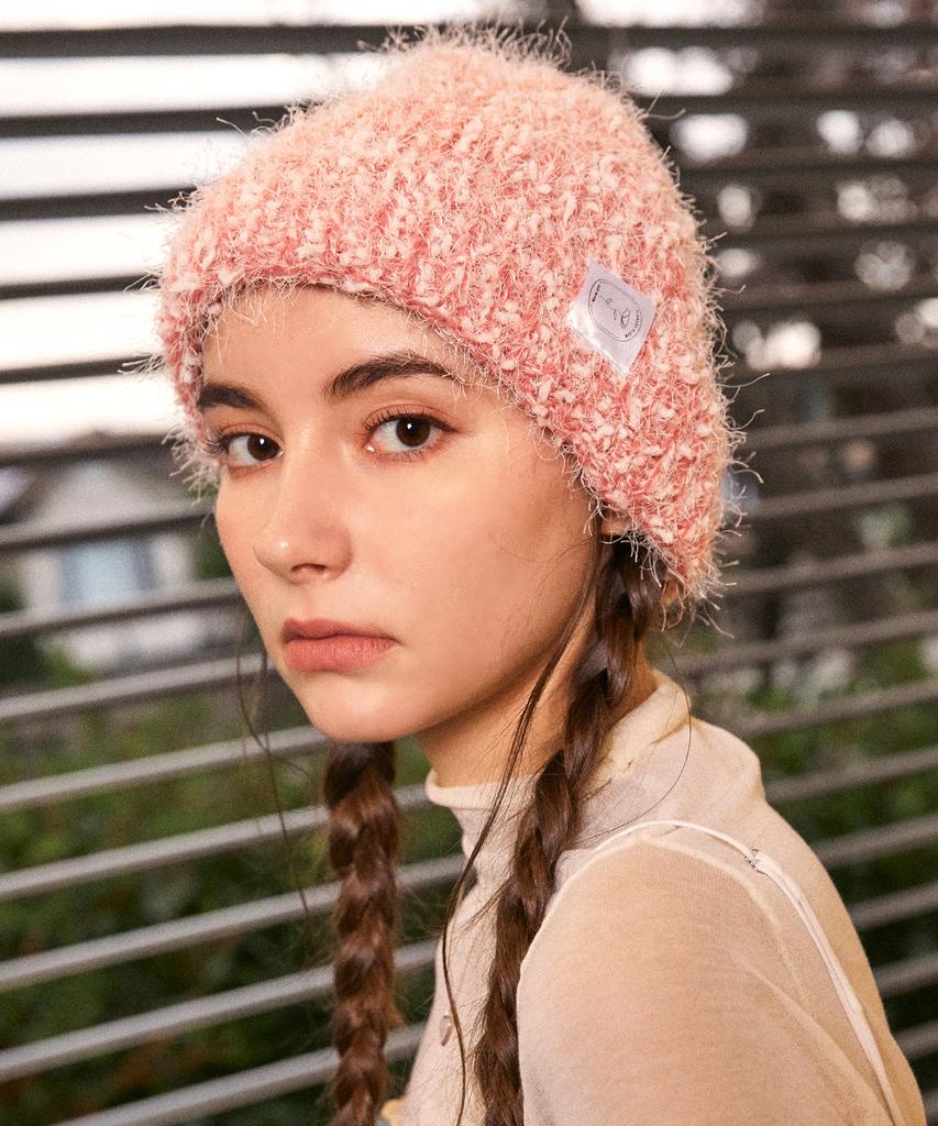 Elkebeullum Lumpy Pink Beanie