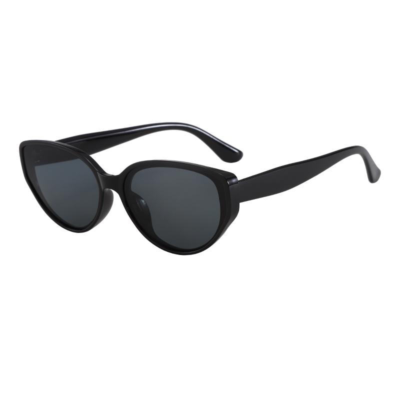 

Elliptical Plastic UV Resistant Sunglasses for Boy and Girl Fashion Trends Outdoor Sunscreen Sunshade Glasses C1