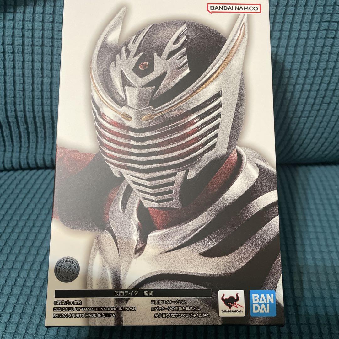 

[USED] True Bone Carving Technique SHFiguarts Kamen Rider Ryuki