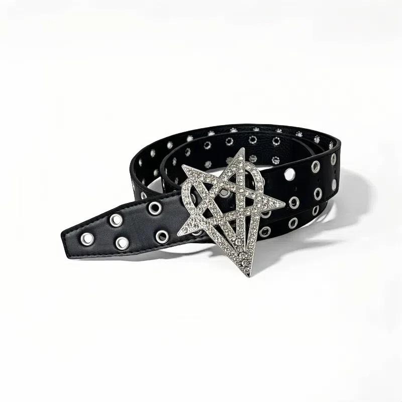 The New Rivet Punk Wide Belt Is A Stylish and Versatile Retro Belt That Is Both Stylish and Versatile