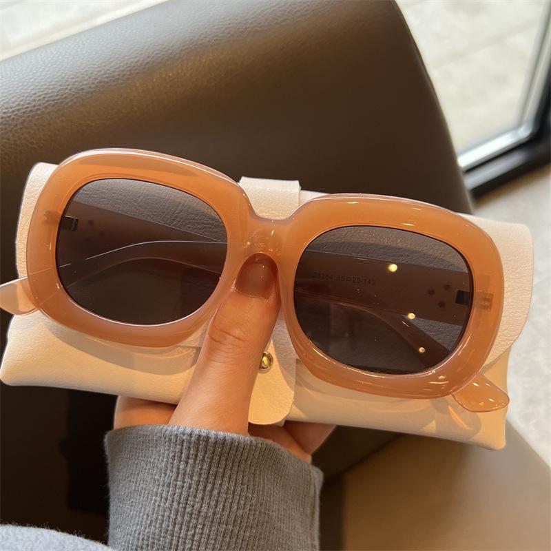 

Новые квадратные солнцезащитные очки большого размера Женские Дизайнерские Модные Солнцезащитные очки Классические Мужские Винтажные Очки Uv400 As shown in the figu