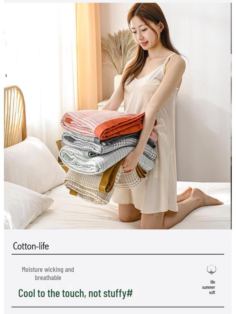 Bamboo Cotton Houndstooth Quilt: Antibacterial, Soft, Breathable, Air Conditioning Blanket
