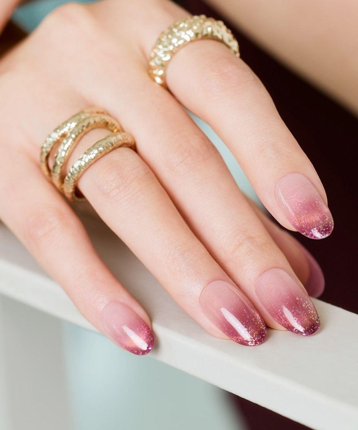 Dashing Diva Magic Press Reelt (Almond) Nail Tips