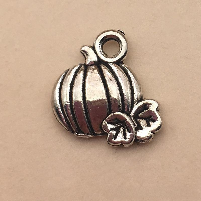 

Набор для изготовления украшений на Хэллоуин из 80 штук: Подвески в виде тыквы, черепа, летучей мыши и ведьмы для серег 10x11mm