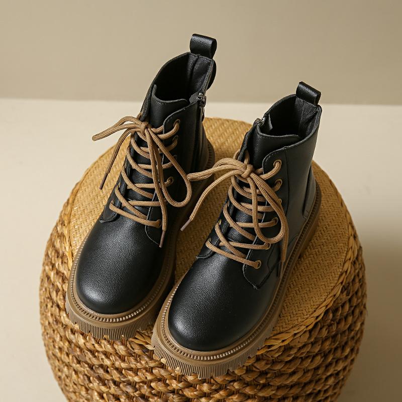 

Женские ботинки Мартин большого размера в британском стиле 2025 новая модная зимняя платформа модный дизайн легко сочетаются женские ботинки 35