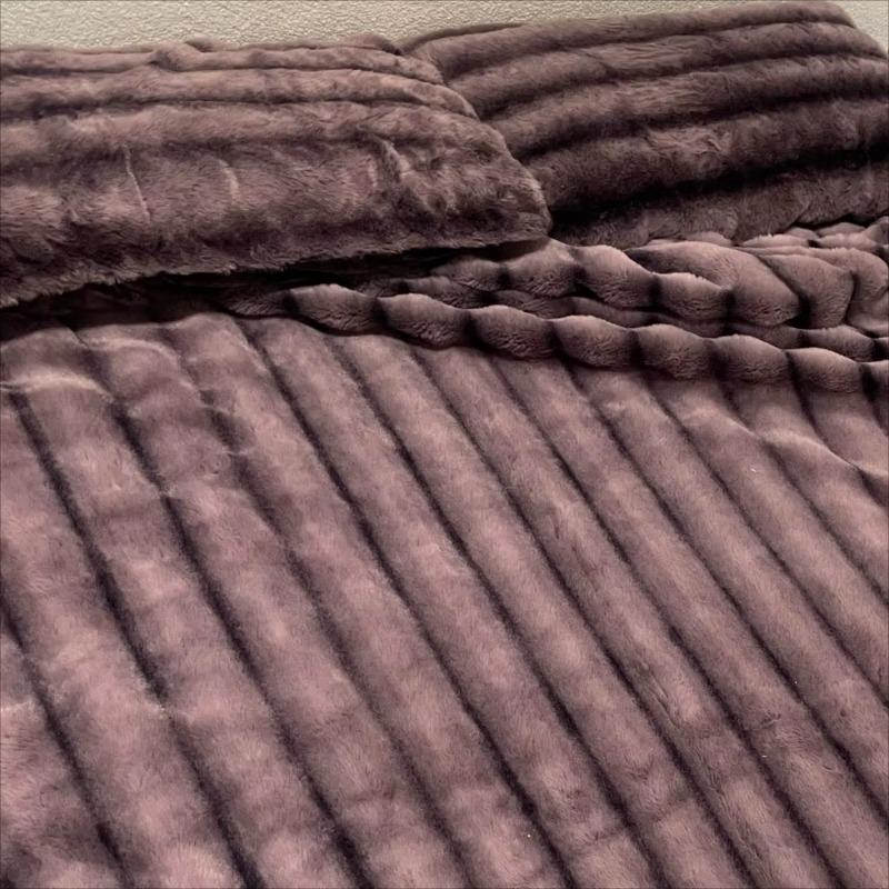 New Rabbit Velvet Milk Velvet Thickened Rabbit Fur Warm Four-piece Set, 1.5m 1.8m Bed Sheet Four-piece Set
