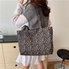 Vintage Chic Floral Tote Bag For Women Large Capacity Stylish Shoulder Bag In White Brown Coffee Colors