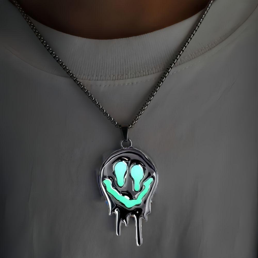 Neck Jewelry Halloween Skull Necklace Punk Hip Hop Neck Chains Luminous Pendant Necklace  Women Men