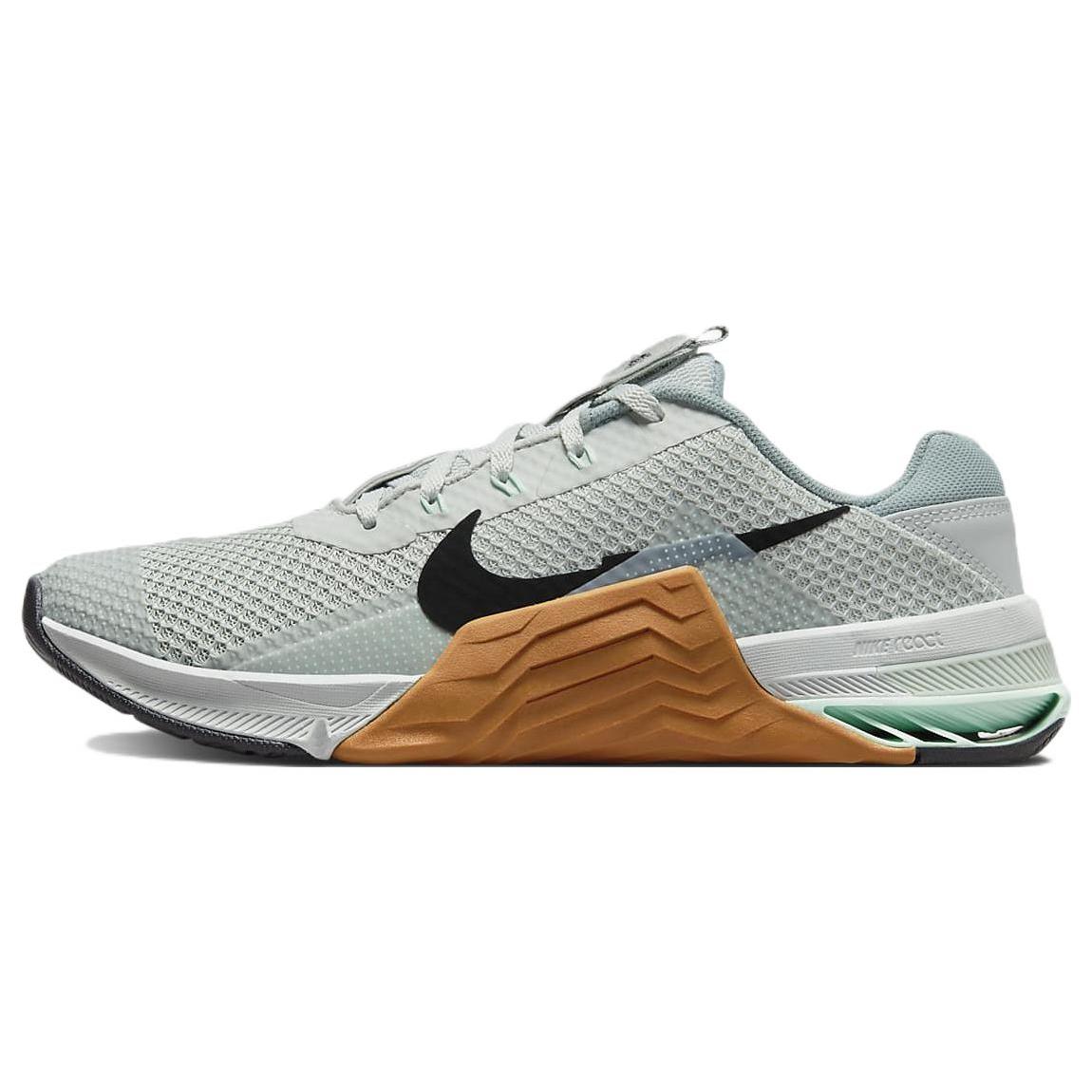 

Nike Metcon 7 Light Silver Desert Ochre 40.5