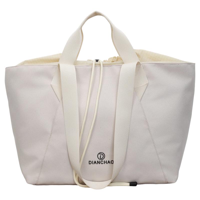 Lightweight Short-Distance Travel Tote: New Fashion Solid Color Handbag with Large Storage Capacity
