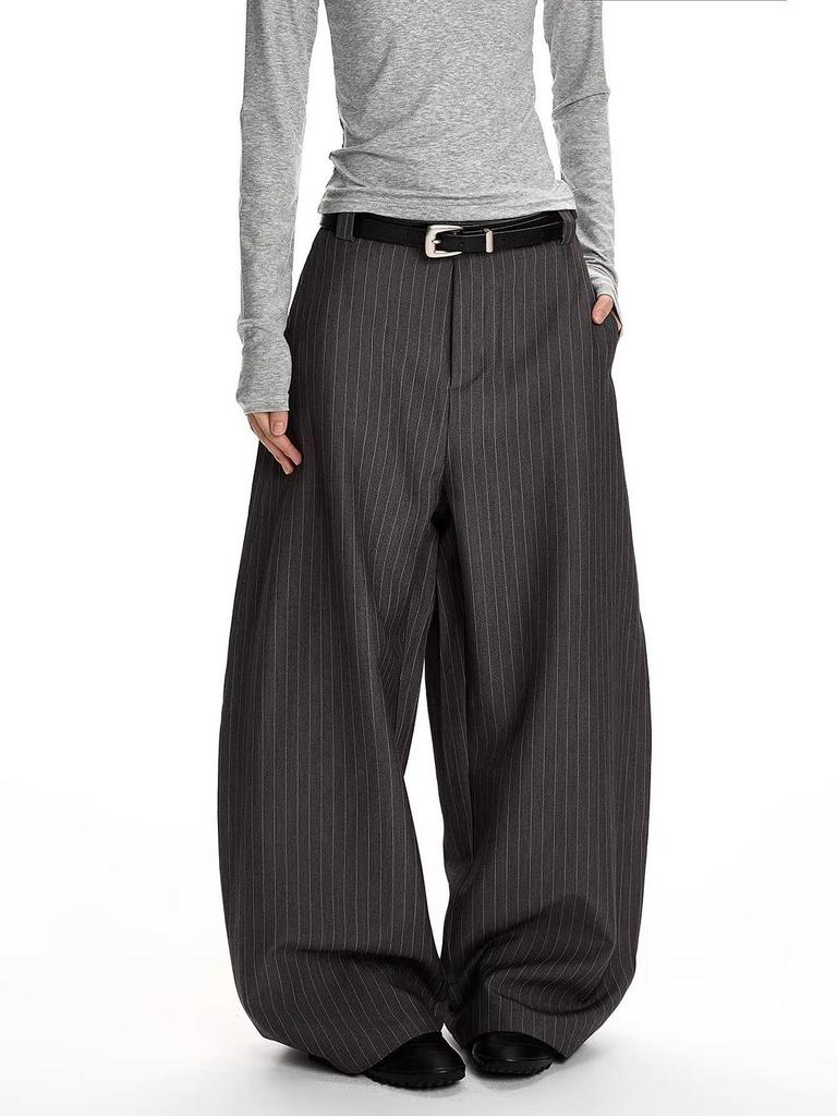 Unisex-Retro-Streifenhose mit geradem Bein und Drapierungsdesign