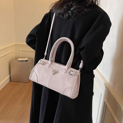 Koreanische Version modische tragbare kleine Tasche Damen 2025 neu Nischendesign Schulter Pendlertasche schlichte und vielseitige Umhängetasche