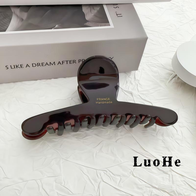 Luohe Jewelry French Acetate Large Claw Clip for Women - Melaard Style High-End Temperament Shark Clip
