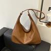Niche Design Bag Women's Large Capacity 2025 New Autumn and Winter Versatile Broadband Shoulder Messenger Bag Women's Dumpling Bag
