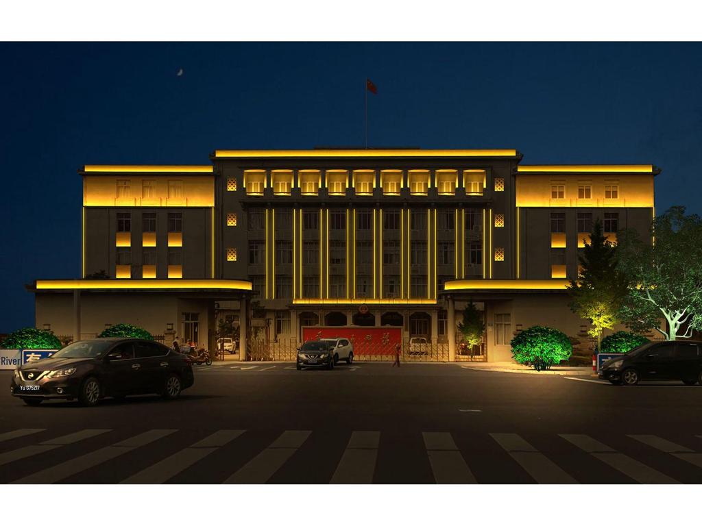Hotel Exterior LED Wall Washer: 18W/24W Golden Monochromatic Light for Outdoor Use
