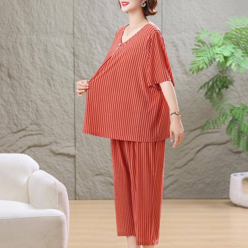 Women's Plus Size Summer 2-Piece Outfit, Ice Silk Casual Top & Capri Pants Set (3XL-7XL)
