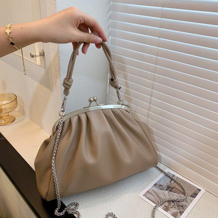 2025 new trendy fashion small bag women's bag summer street messenger bag niche chain single shoulder underarm cloud bag