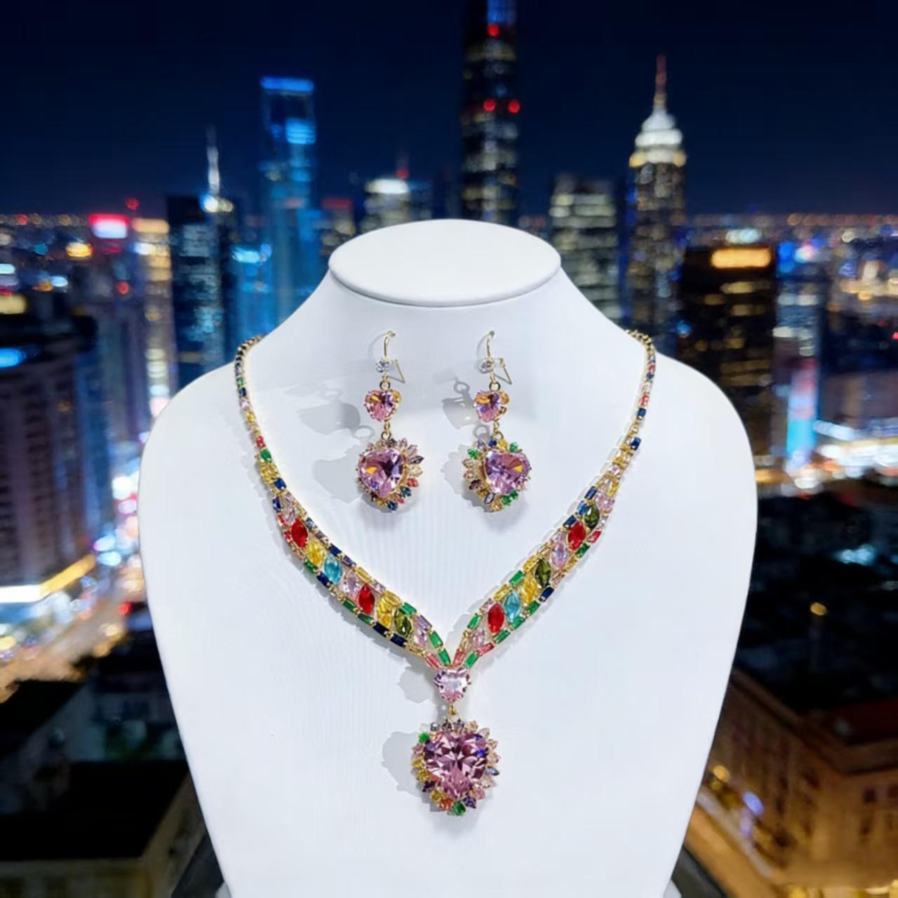 Luxury Zirconia Heart Necklace & Earring Set - Women s Hot Valentine s Day Fashion Trend