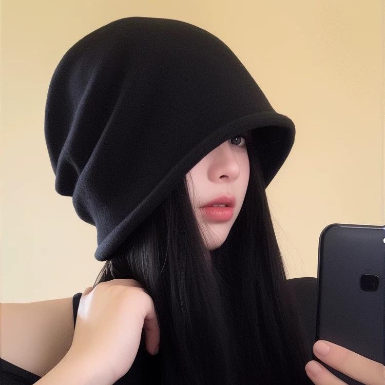 Autumn and winter hats women's cold hats big head circumference versatile knitted thin crimped outdoor stacking hats women's winter